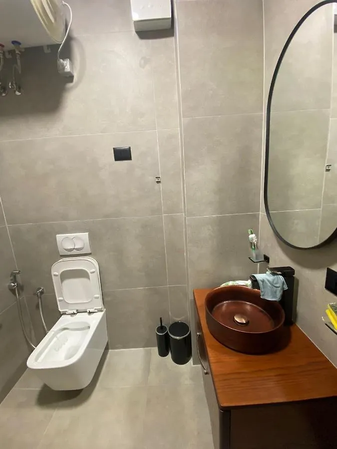 Apartament Me Qira Ditore Daily Rent Sarandë アパート